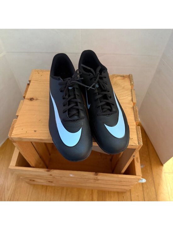Nike Size 8.5 Shadow Pack Mercurial Vapor 16 Club Turf Low-Top Football Shoes main image 4